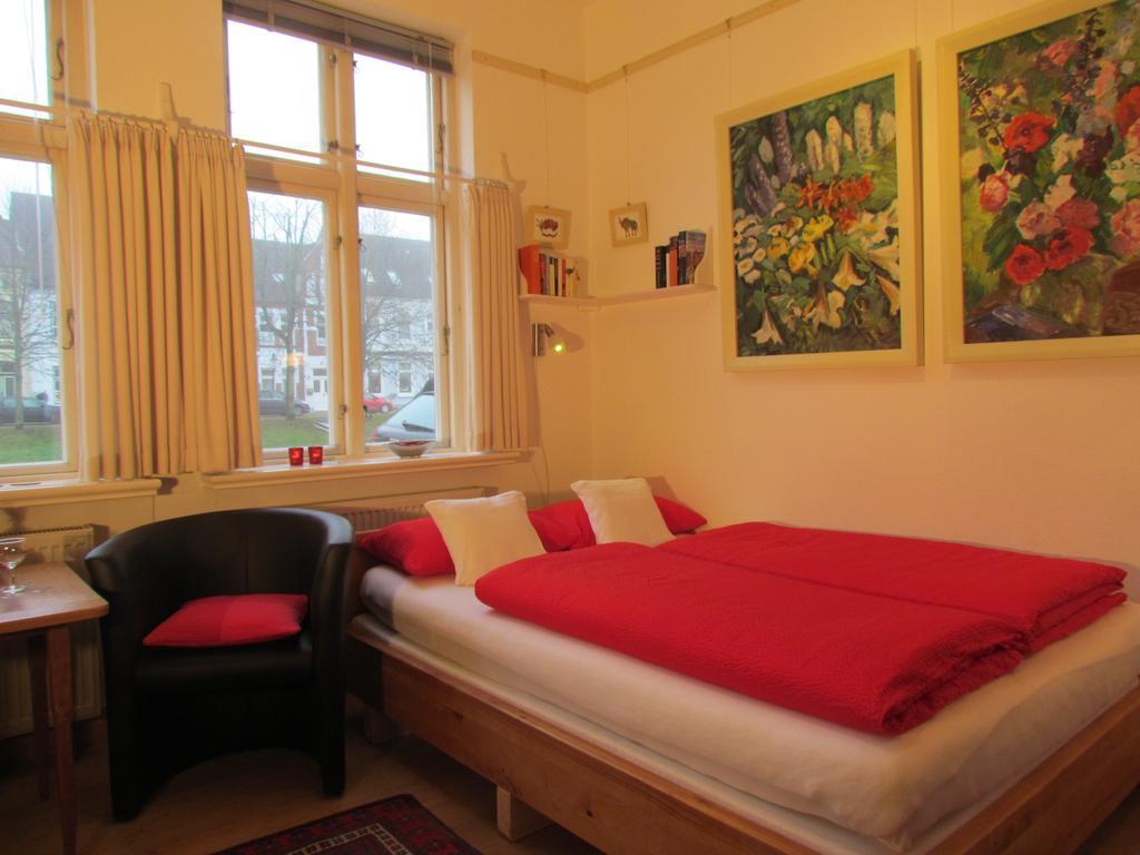 Apartments Im Froschhaus Mit Fruehstueckskuechen Friedrichstadt Eksteriør bilde